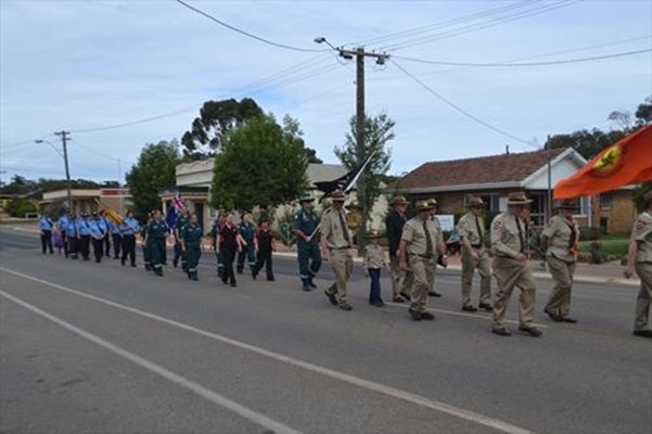 General - Pingelly Anzac Day 2013